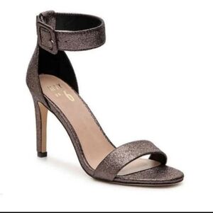 Mix No. 6 Size 10 Bronze glitter sandals